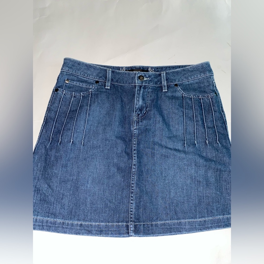 NOIR WHBM |  | woman’s mini denim shirts | size 6